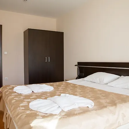 Aparthotel Holiday