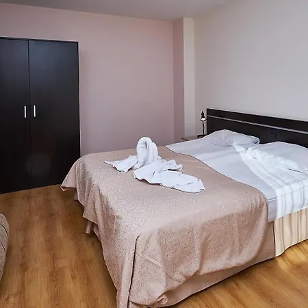 Bansko Holiday Apartments 3*