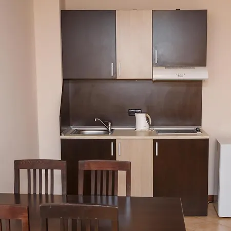 Holiday Apartmanhotel Banszko