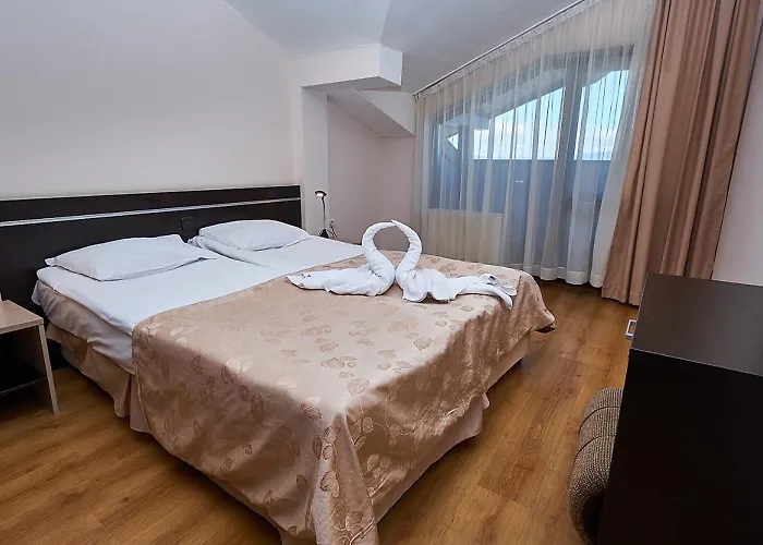 Hotel Bansko Holiday Apartments 3*